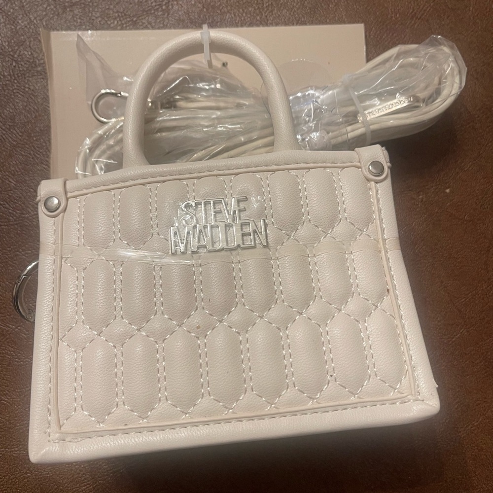 New Steve Madden White Mini Satchel Purse/Handbag